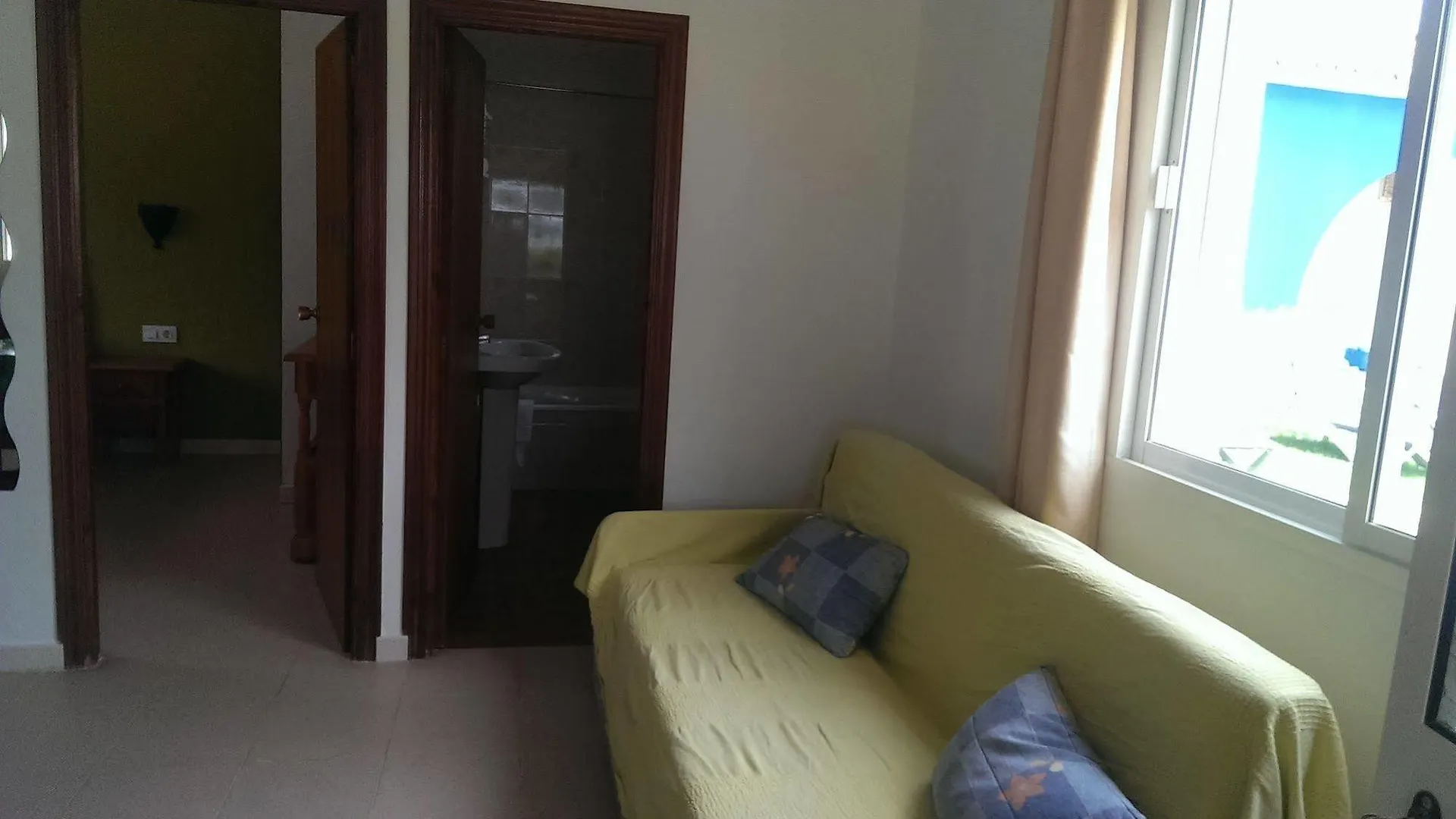 Apartamentos Miramar Bolonia 0*,
