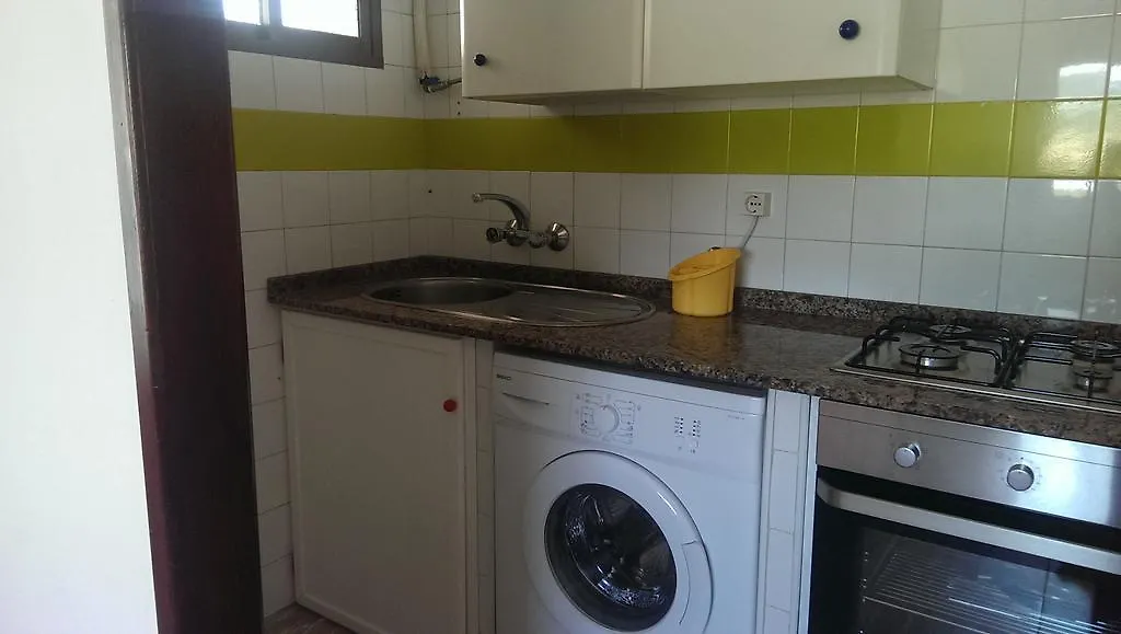 Apartamentos Miramar Bolonia Apartment
